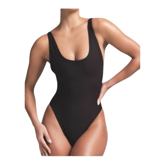 SKIMS Recycled Scoop Neck One Piece Swimsuit Womens 4X Black NWT